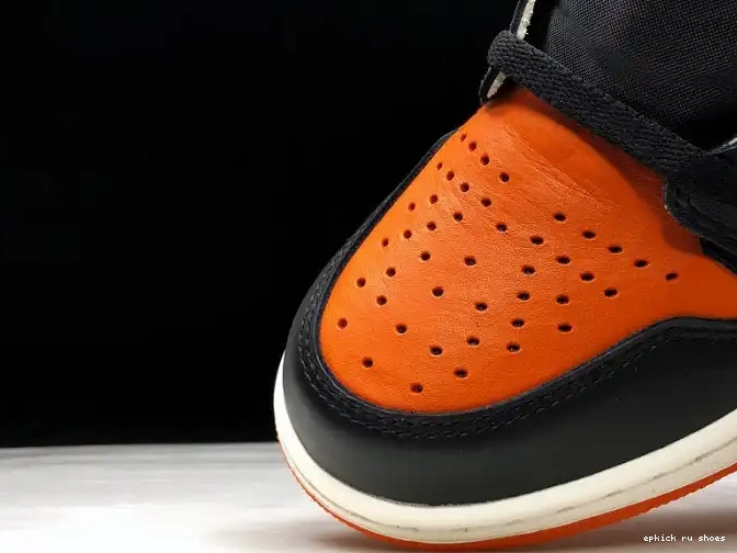 Cheap x AQ0818-158 AJ1 Off-Louis Air 1 OW Jordan 0616